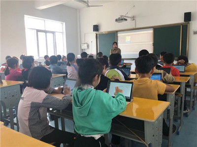 安徽移動(dòng)信息化服務(wù)賦能鄉(xiāng)村治理，智慧教育點(diǎn)亮鄉(xiāng)村振興新未來